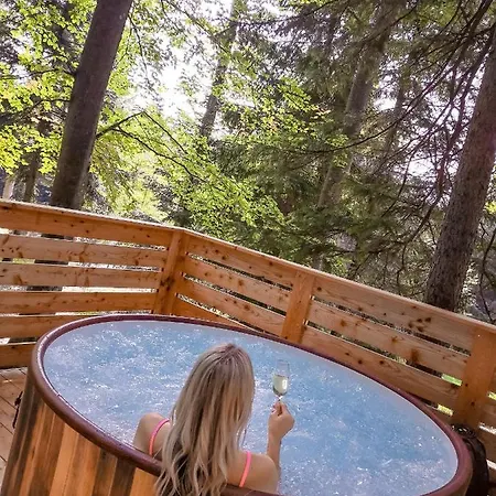 The Woods Of Sinic - Glamping In The Heart Of Nature *